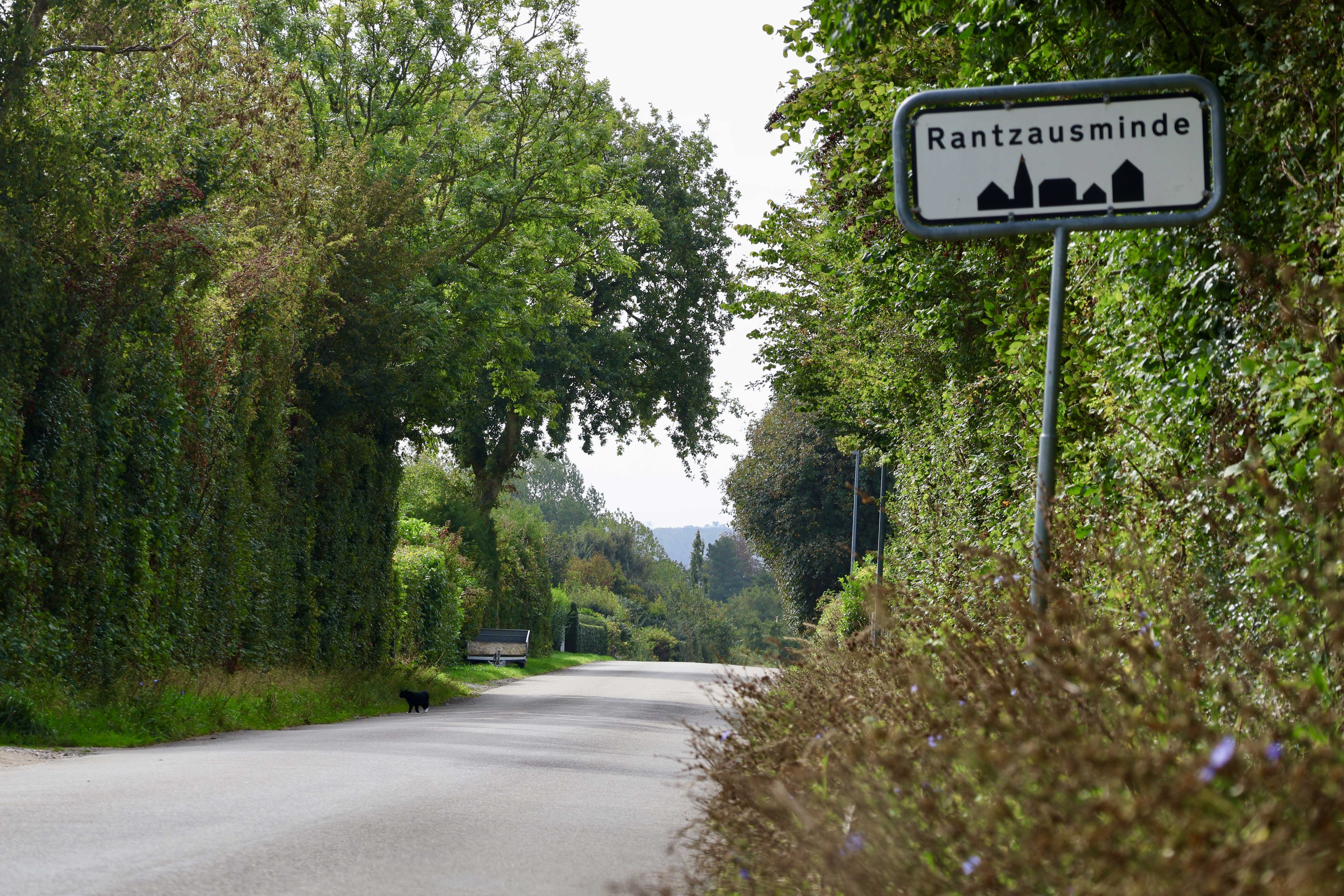 Højensvej ved Rantzausminde, lige før byskiltet