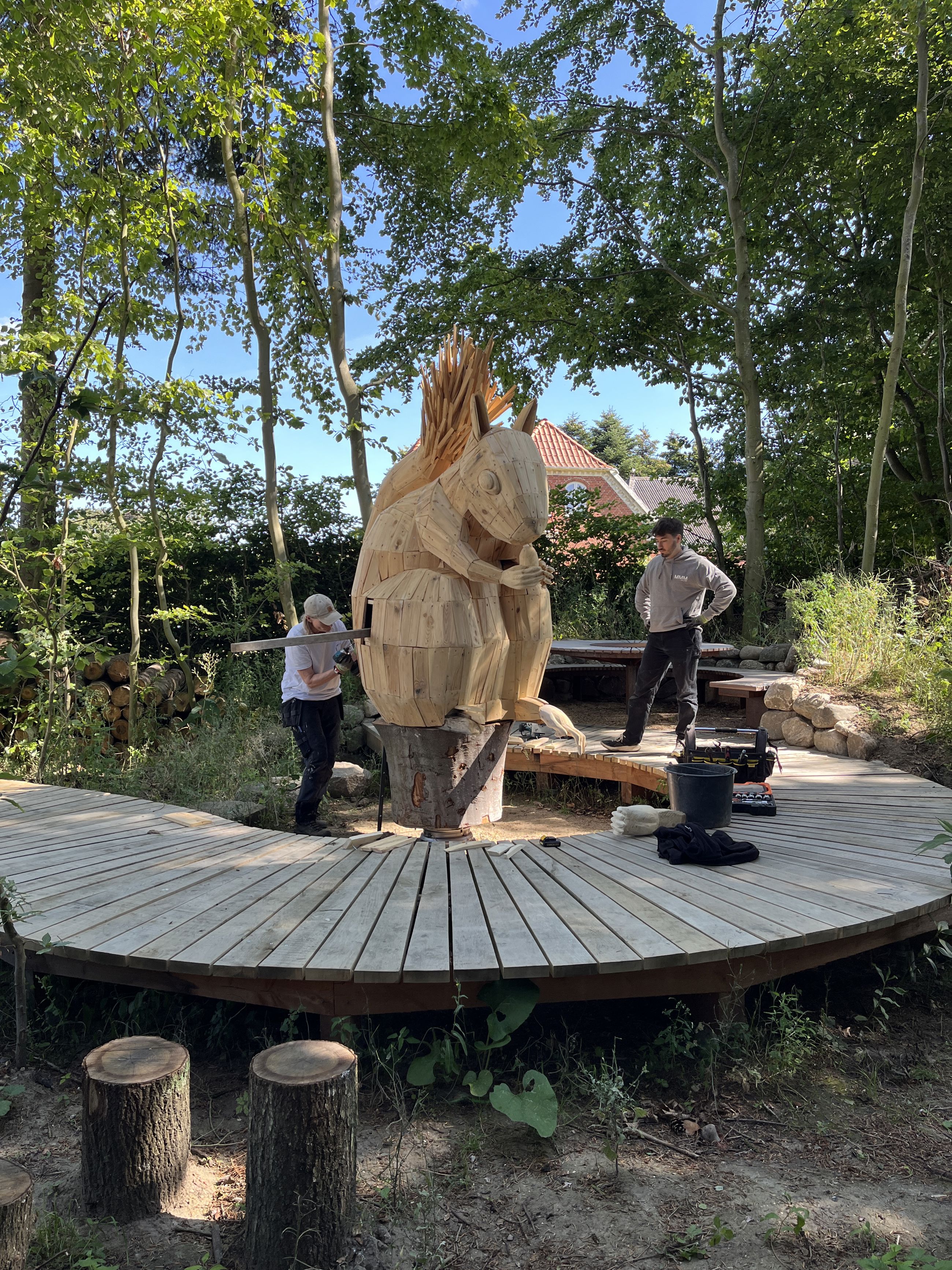 Egernskulptur af Marianne Ladegaard