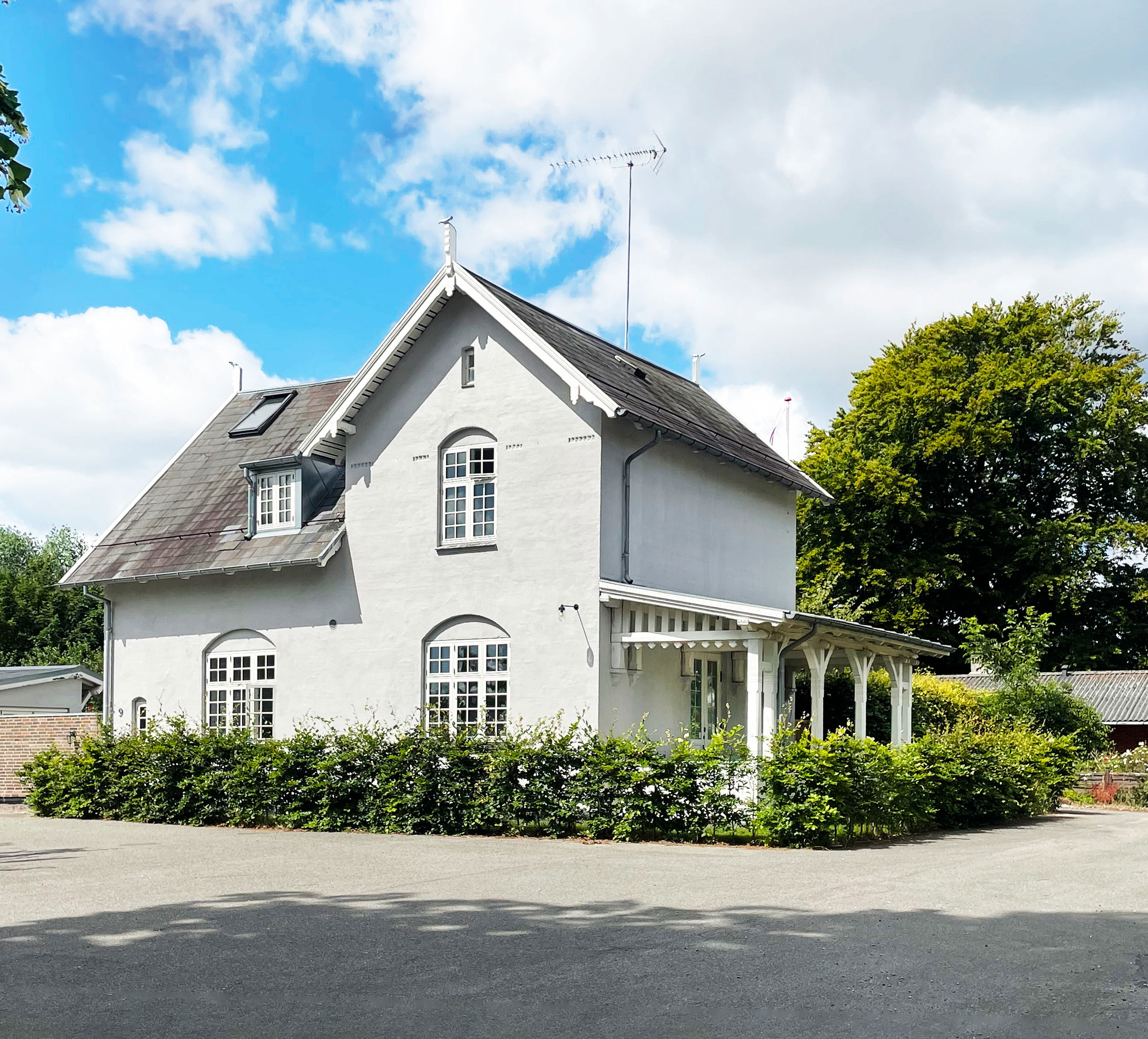 Villaen på Tjørnevej efter renovering af den gamle veranda.