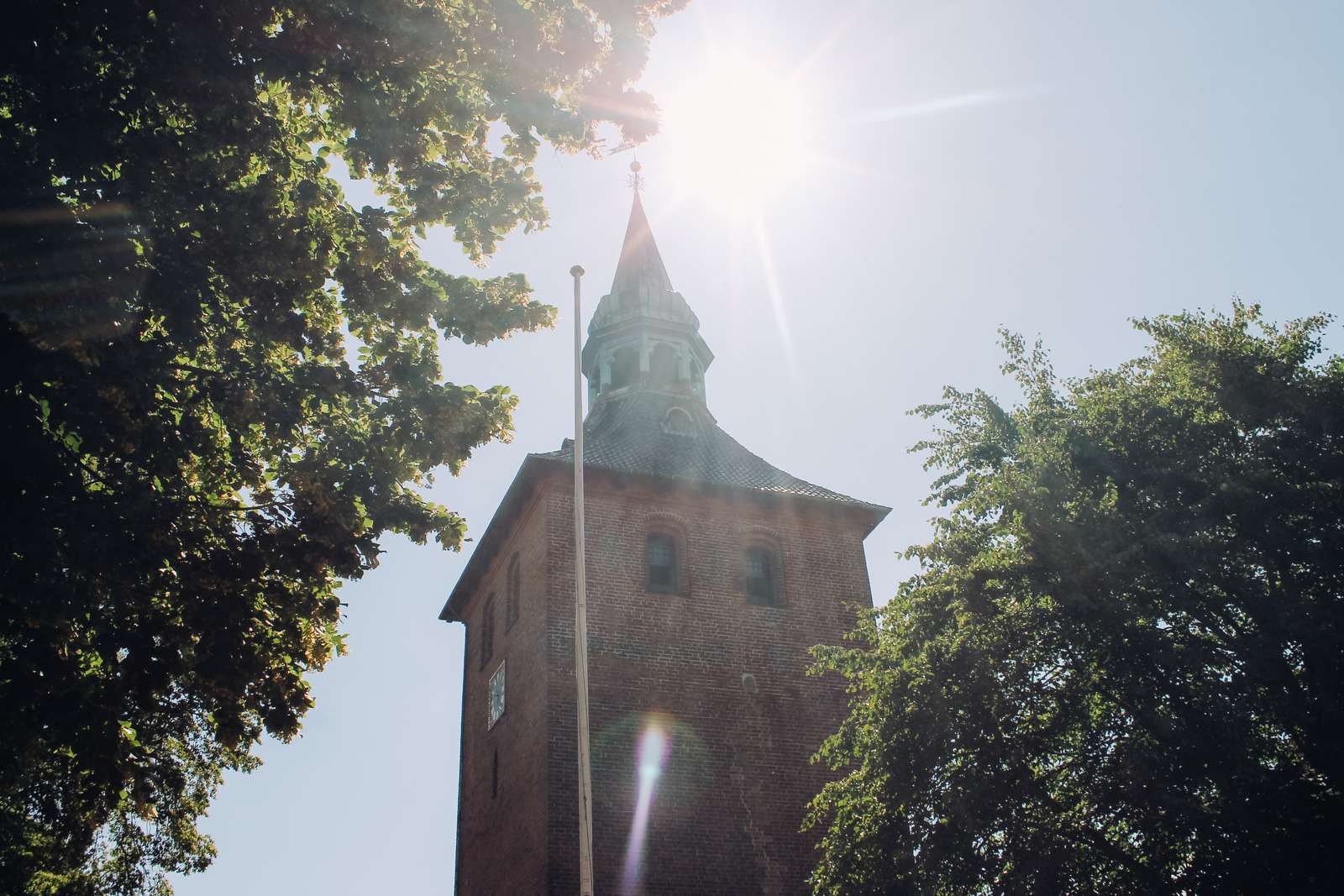 Solskin over Sankt Nicolai Kirke