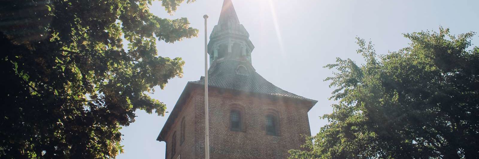 Solskin over Sankt Nicolai Kirke