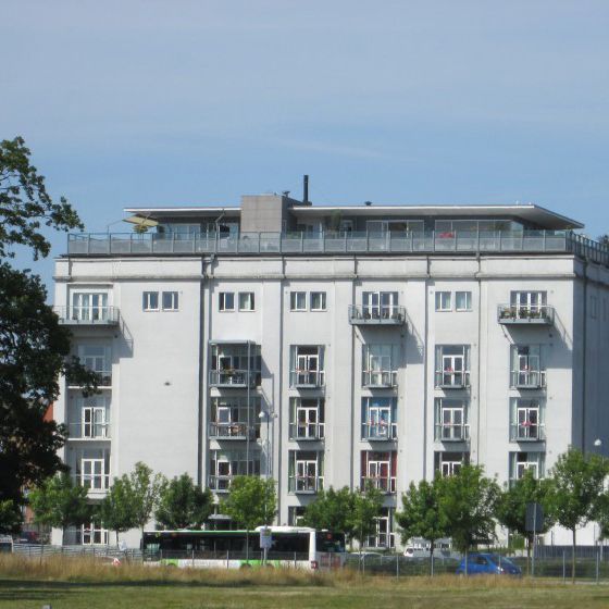 Frøavlen Udefra