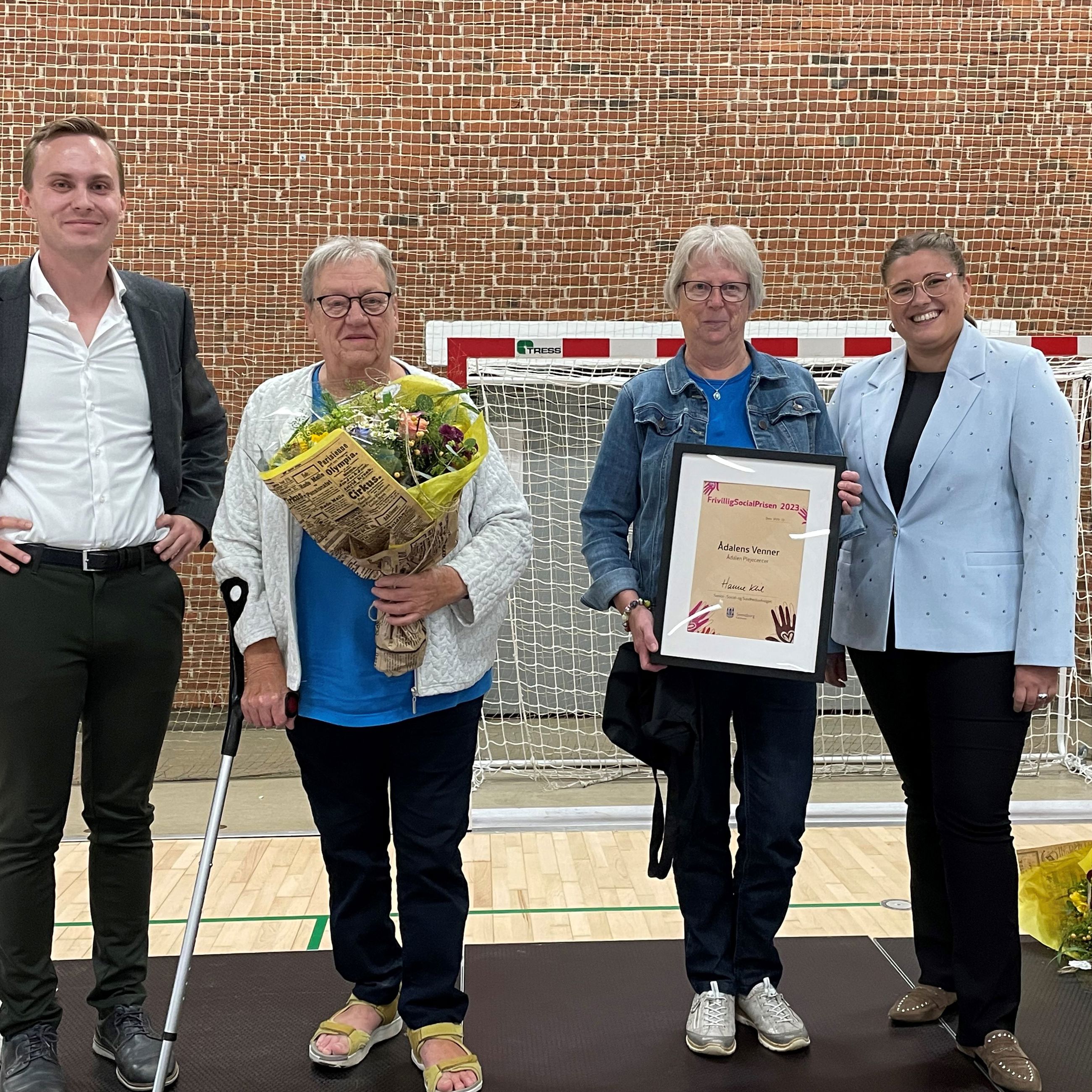Overrækkelse af FrivilligsocialPrisen 2023