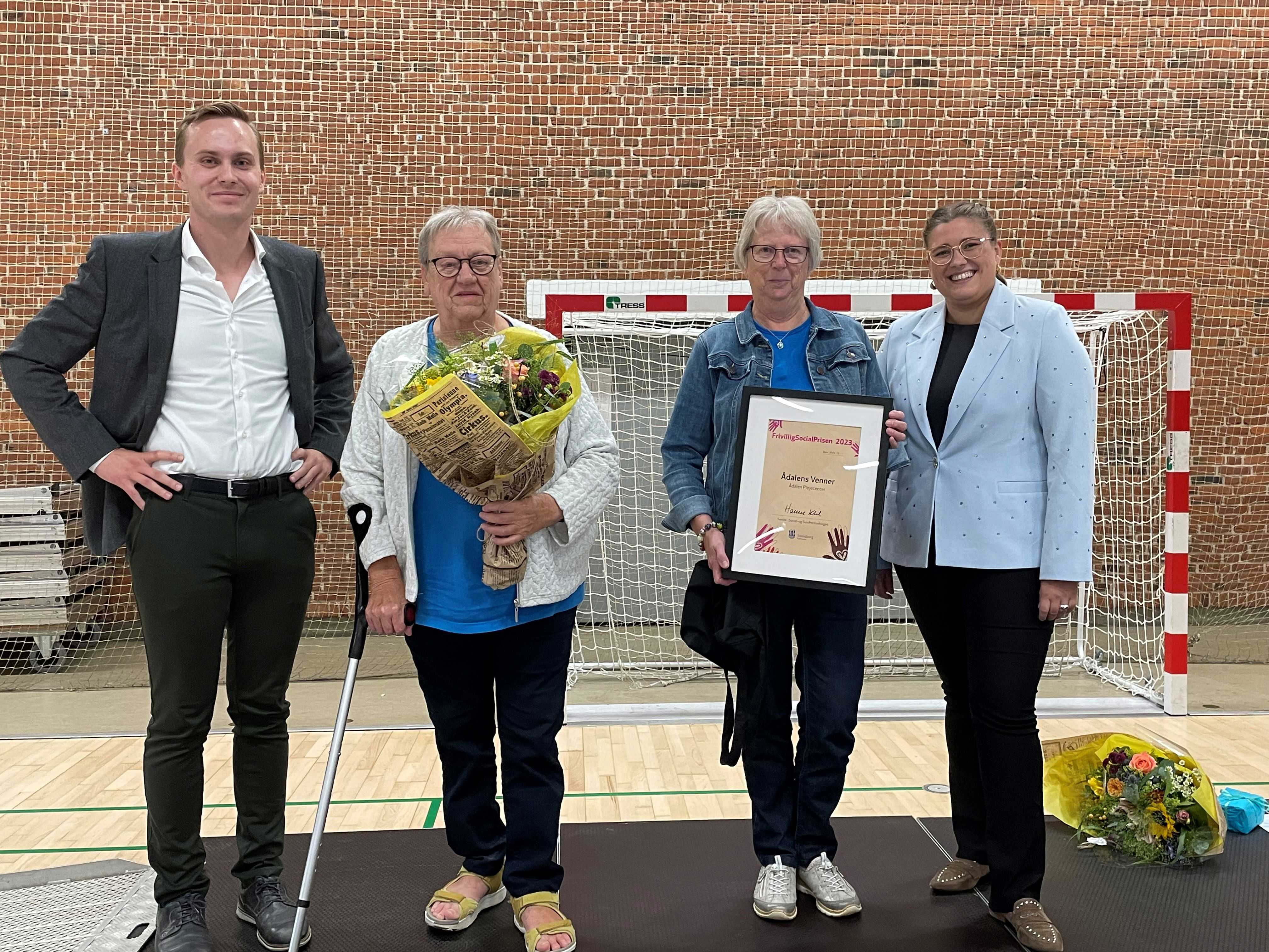 Overrækkelse af FrivilligsocialPrisen 2023