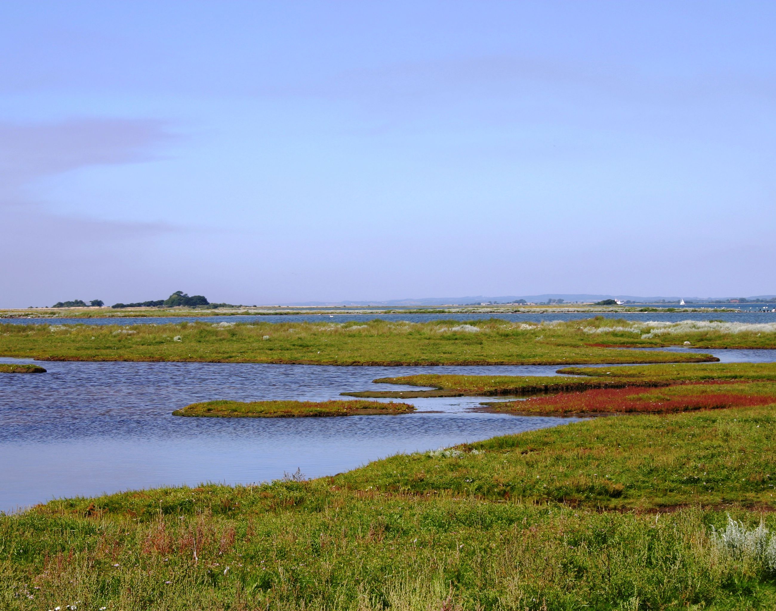 Det Sydfynske Øhav er et oversvømmet istidslandskab, hvor bakkerne når op over vandet og bliver til øer og holme