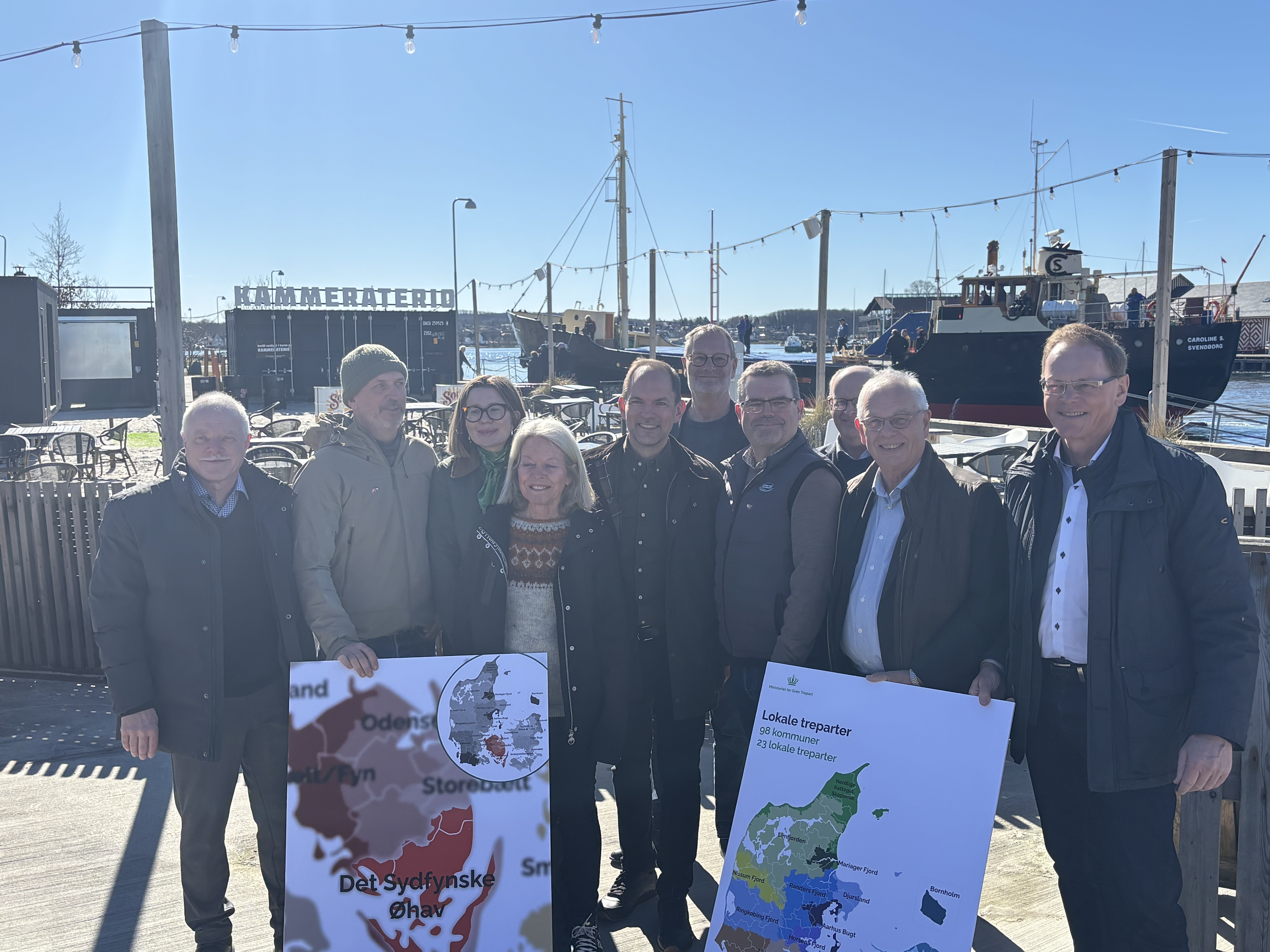 Fællesfoto i forbindelse med bådtur