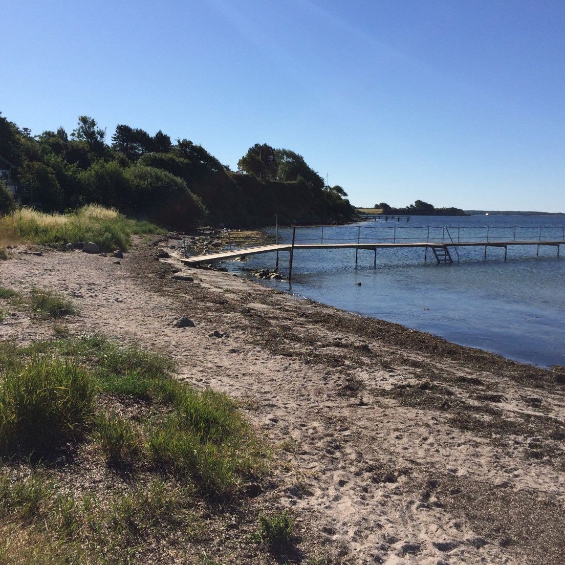 Her ser du Ballen Strand