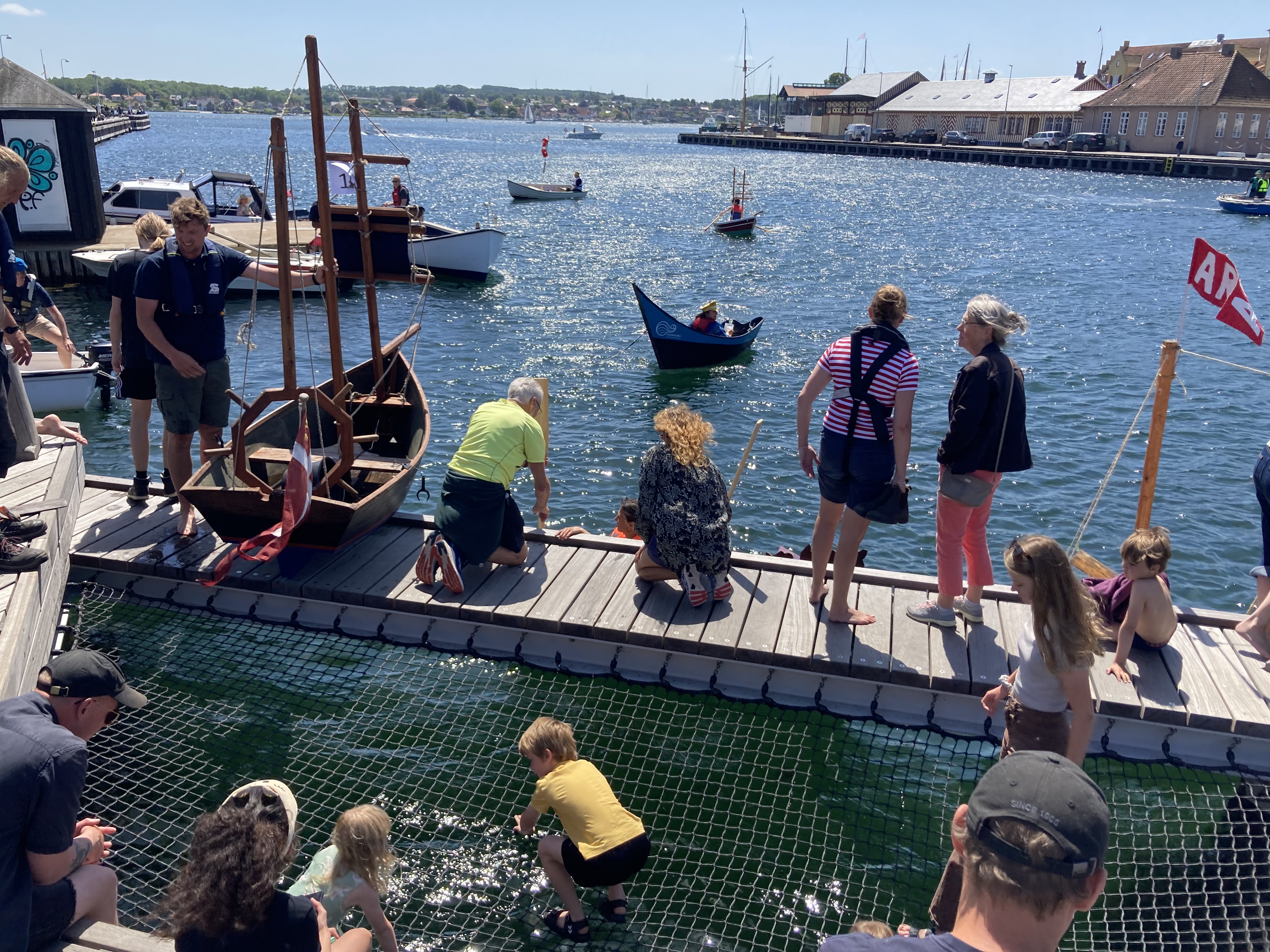 Liv på Frederiksø.