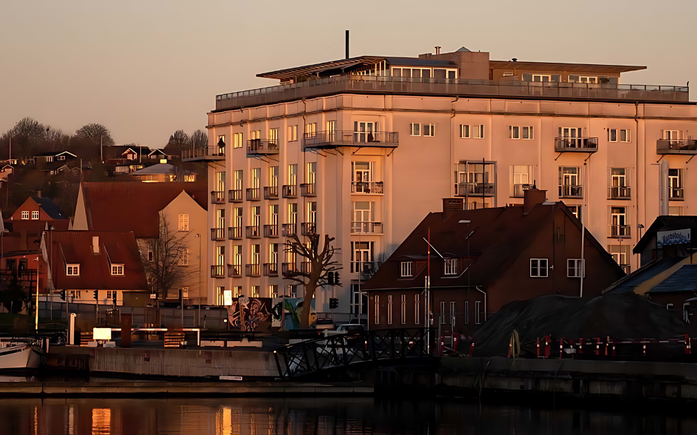 Svendborg havn i solnedgang