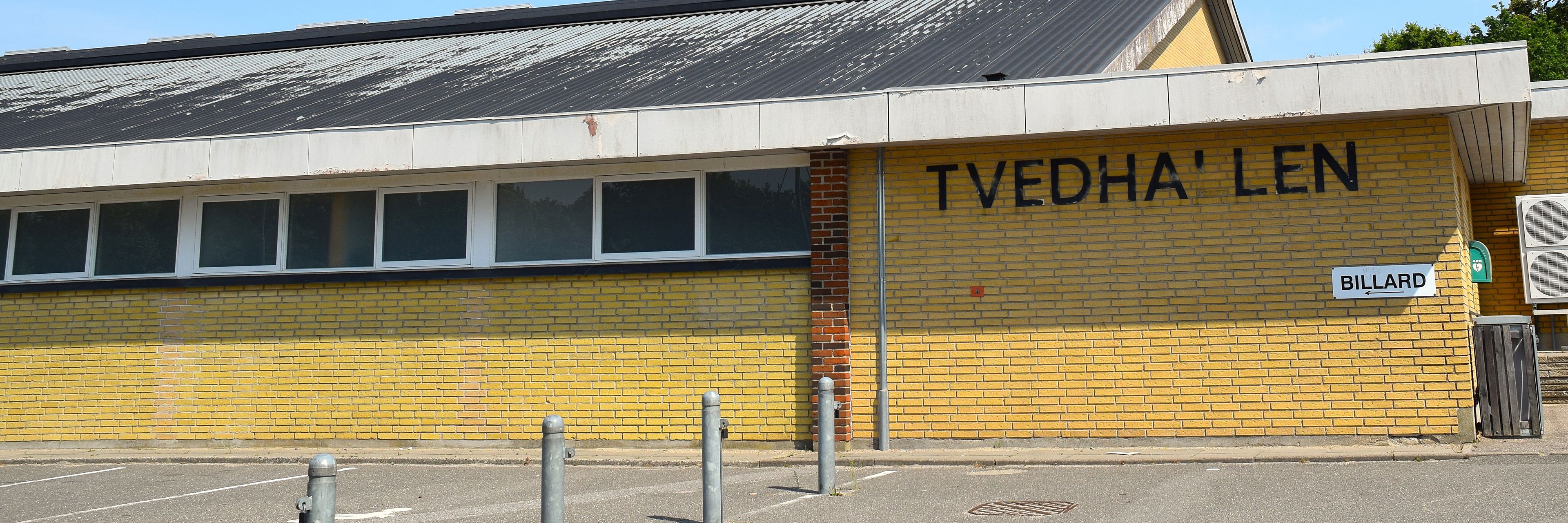Tved Hallen Redigeret